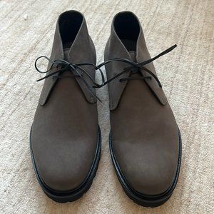 Brand New Theory Richmond Gray Suede Lug Sole Chukka Boot Men’s Size 10